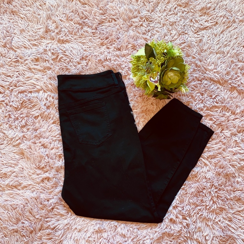 NWOT Black Super Stretch Torrid Jeggings